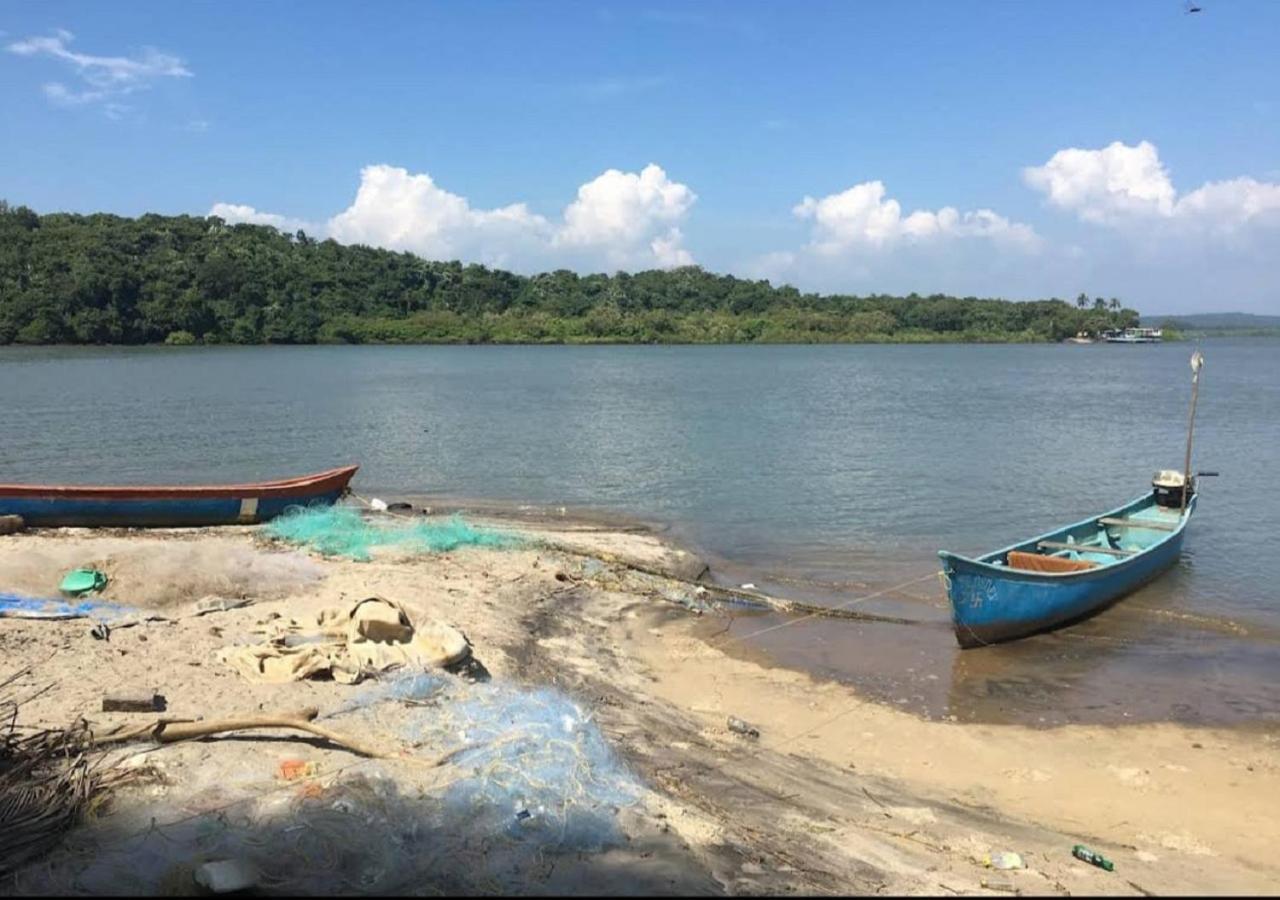 Hill Rock Goa Coconut Inn Arombol Terekhol Экстерьер фото